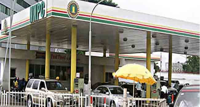 Amid Tension in the Middle East, NNPCL raises petrol price to N960